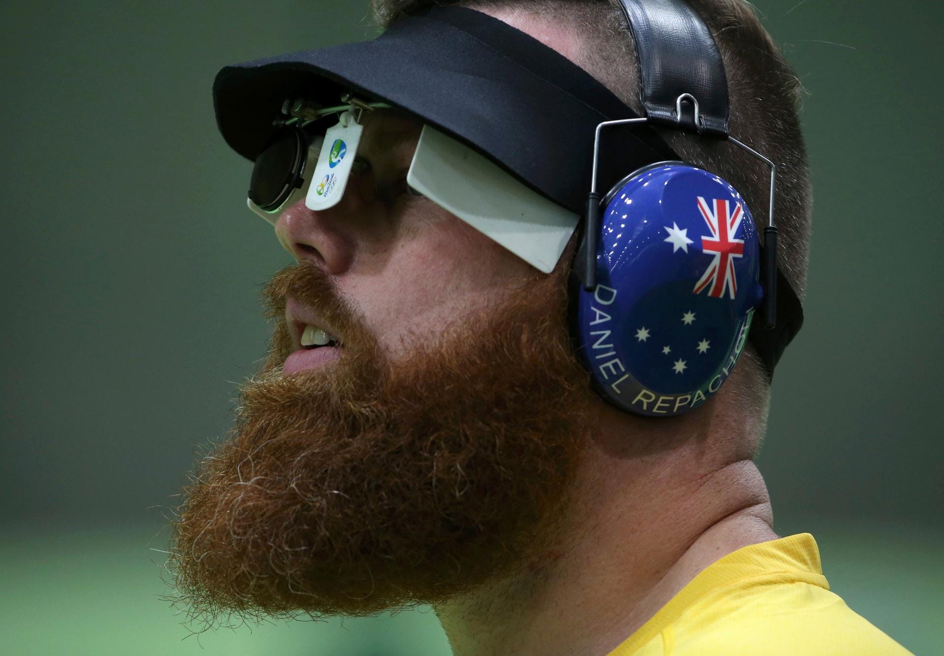 Nichts sehen, nichts hören, nicht rasieren: Der australische Schütze Daniel Repacholi hatte seine eigene Art, sich auf seinen Wettkampf zu fokussieren.