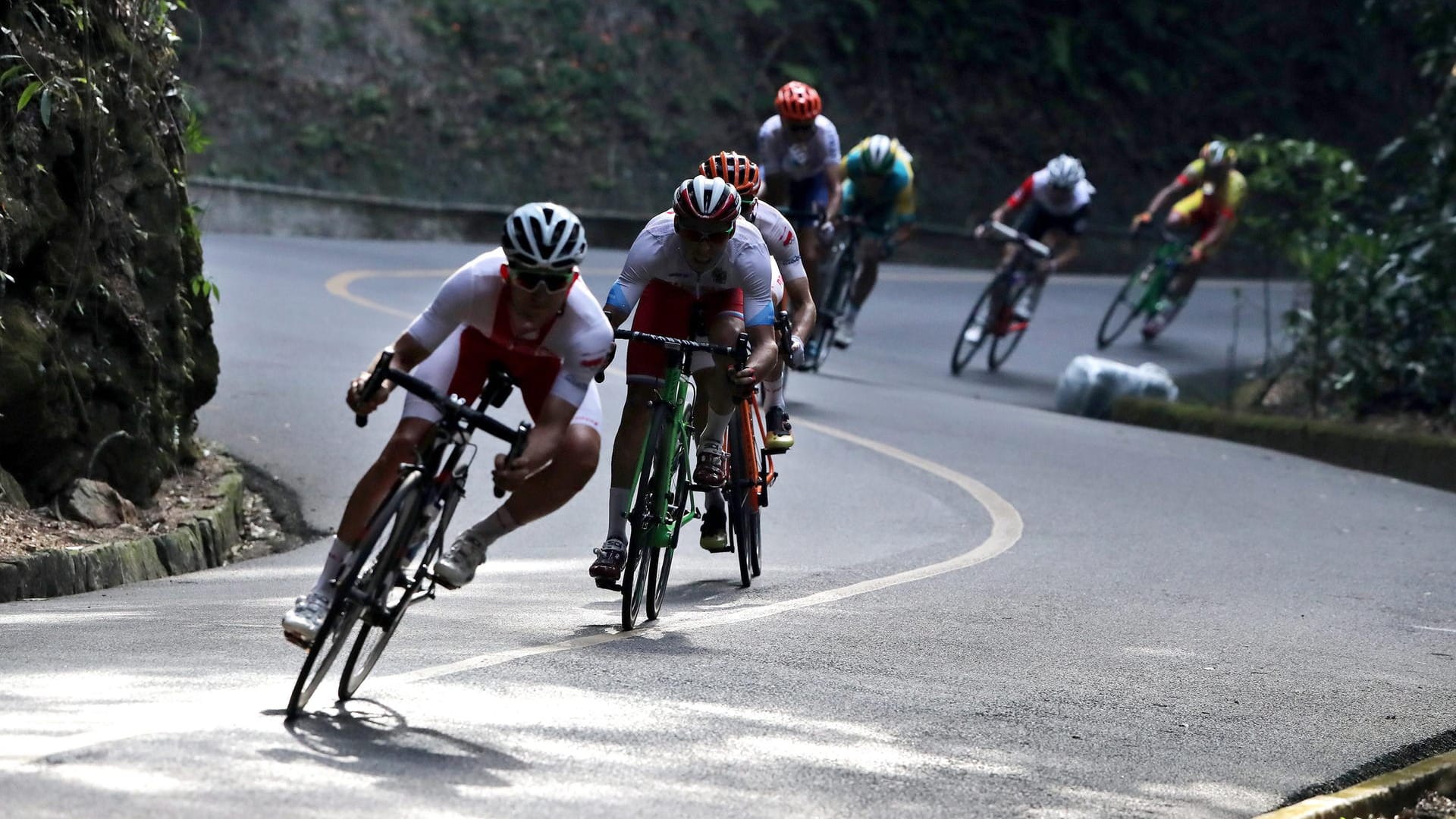 Brutale Abfahrt: Der Radkurs in Rio hatte es in sich. Es gab zahlreiche Stürze.