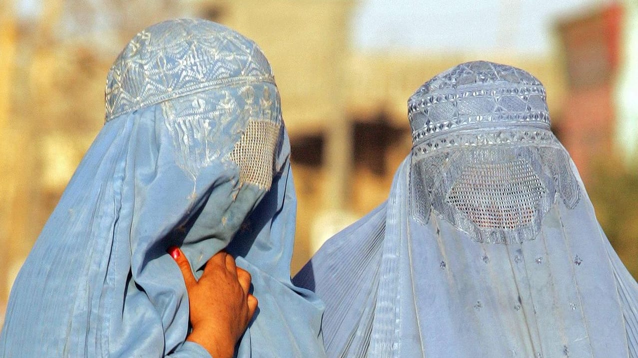 Frauen mit Burka in Afghanistan.