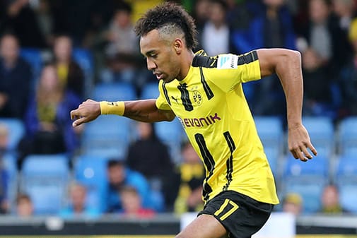 BVB-Star Pierre-Emerick Aubameyang ist von den Wechselgerüchten um seine Person genervt.