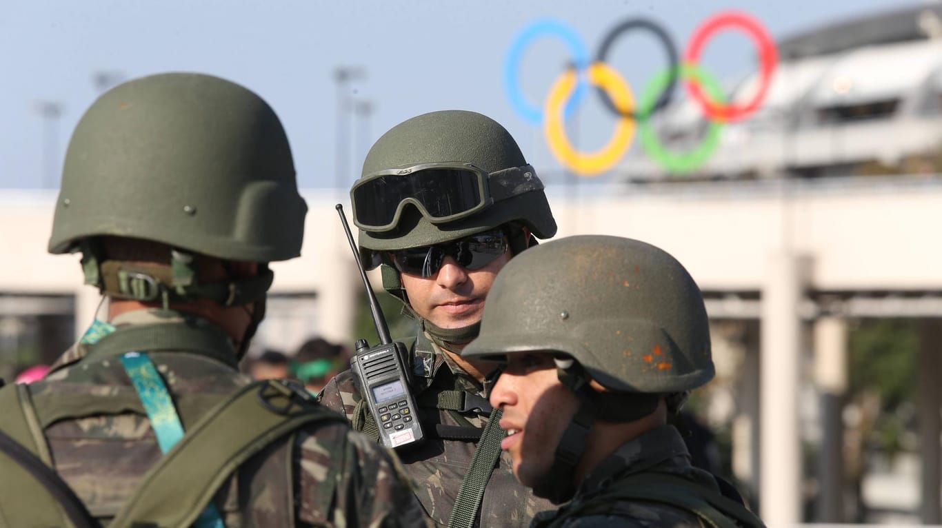 Sicherheitskräfte prägen derzeit das Stadtbild von Rio.