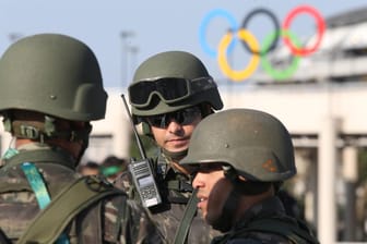 Sicherheitskräfte prägen derzeit das Stadtbild von Rio.