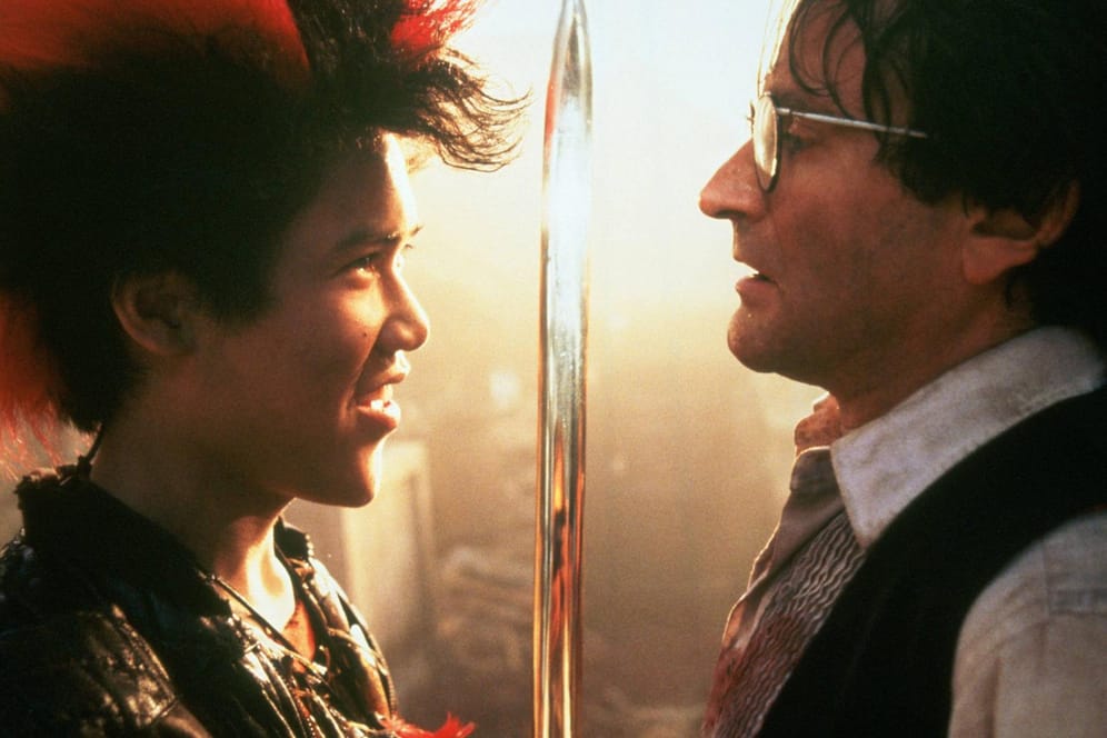 Dante Basco (l.) und Robin Williams in Steven Spielbergs "Hook".