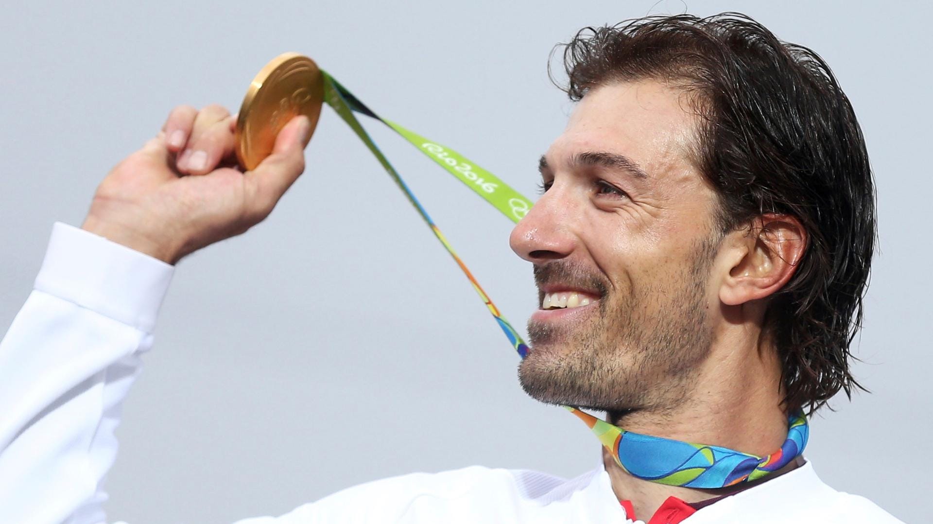 Stolzer Schweizer: Fabian Cancellara mit seiner Goldmedaille.