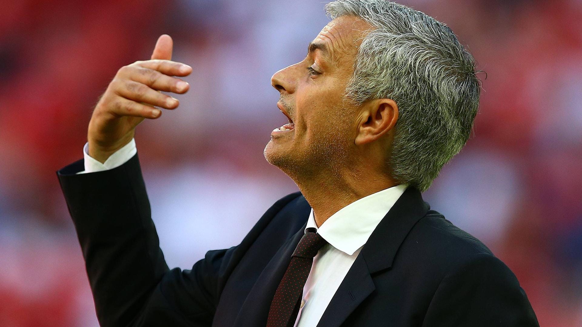 Kritik lässt José Mourinho nicht auf sich sitzen.