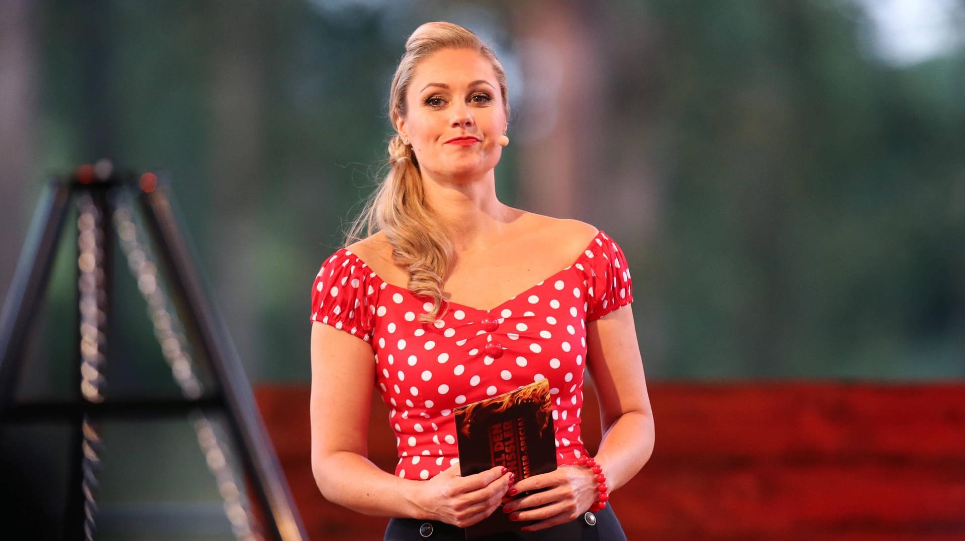 Ruth Moschner moderiert seit 2014 die Vox-Kochshow "Grill den Henssler". Ruth Moschner moderiert seit 2014 die Vox-Kochshow "Grill den Henssler".