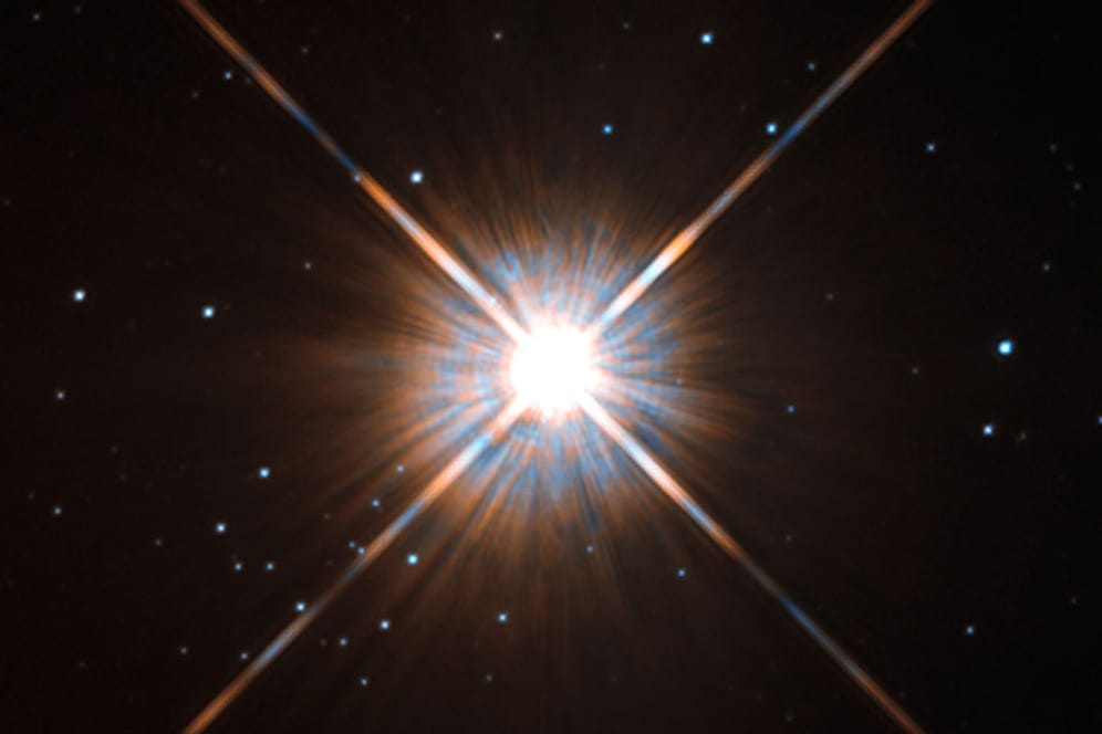 Proxima Centauri ist der nächstgelegene Fixstern zur Erde.
