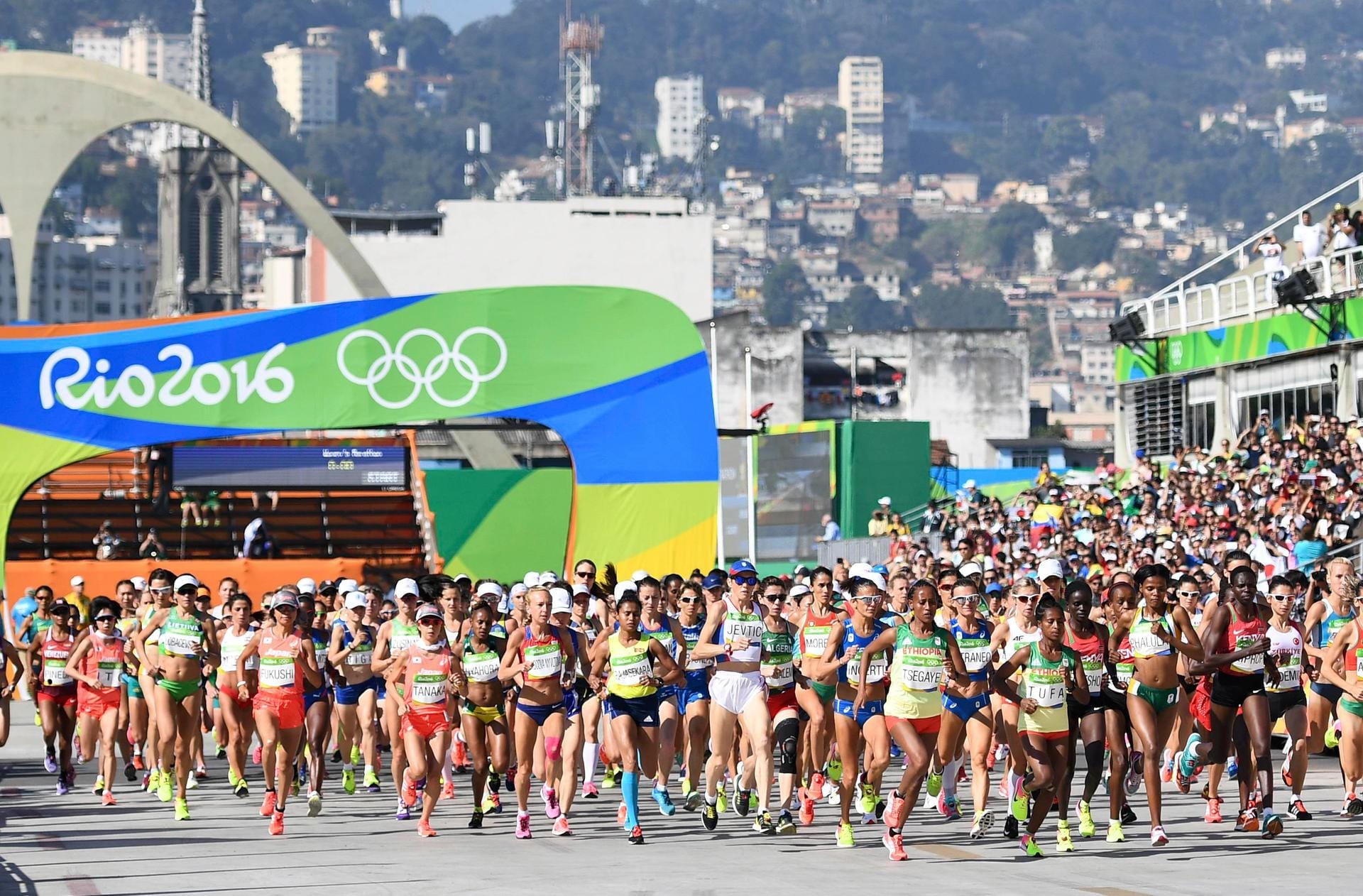 Starterfeld: Am neunten Wettkampftag bei Olympia 2016 in Rio stand auch der Marathon der Frauen auf dem Programm. 42,195 Kilometer mussten absolviert werden.