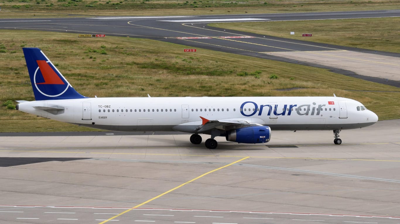 Bei einem Flug der Gesellschaft Onur Air kam es zu einem technischen Defekt.
