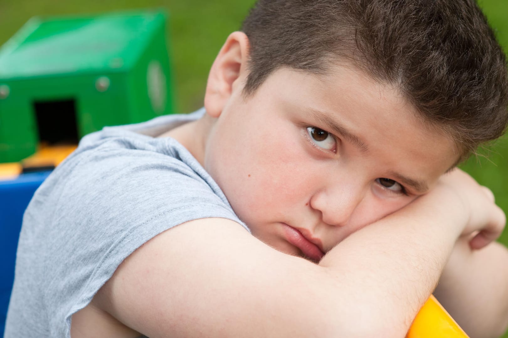 Übergewicht bei Kindern ist weit verbreitet. Dabei ist es gar nicht so schwer, die lästigen Pfunde zu vermeiden.