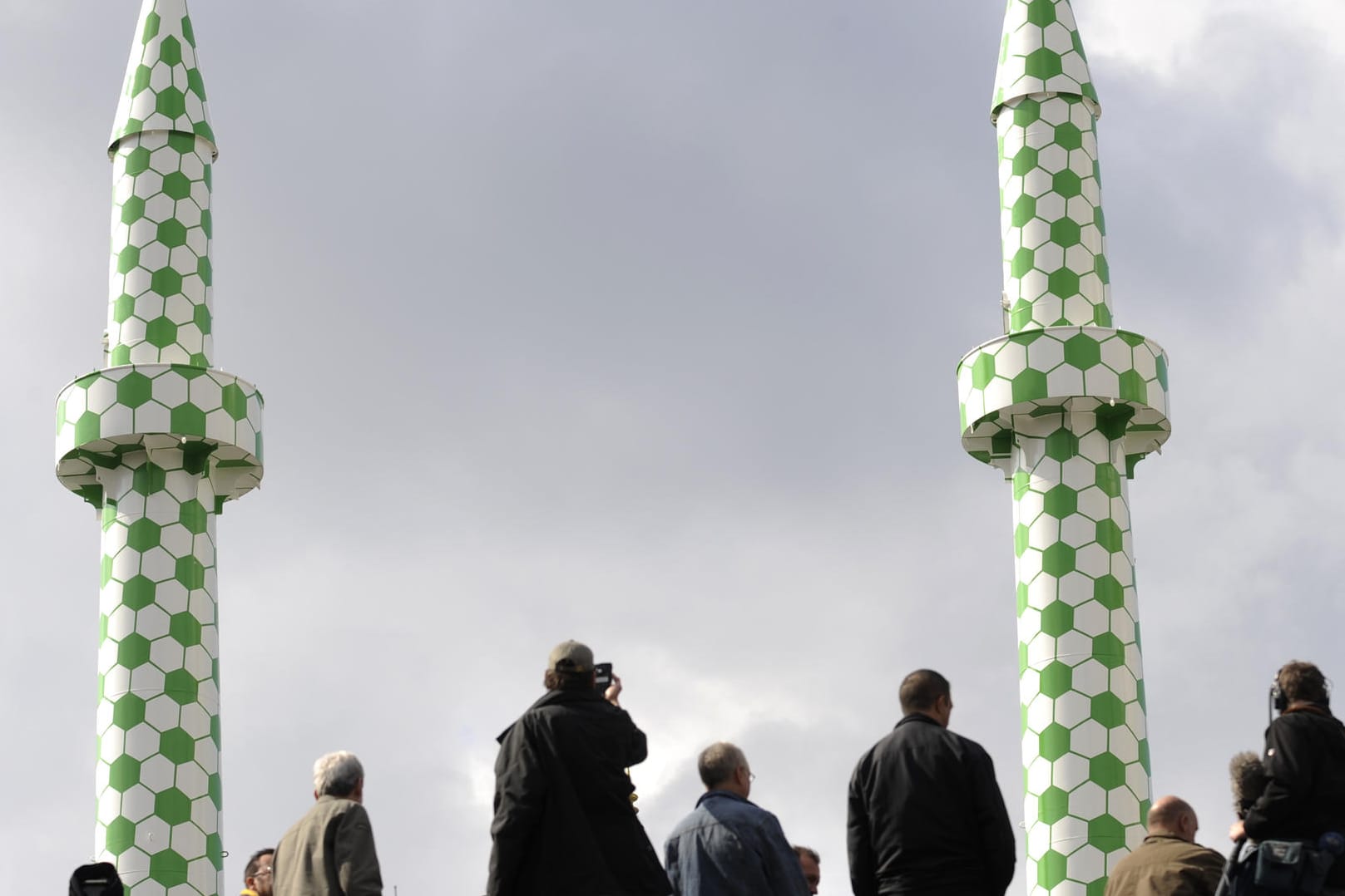 Die Minarette der Centrum-Moschee in Hamburg.