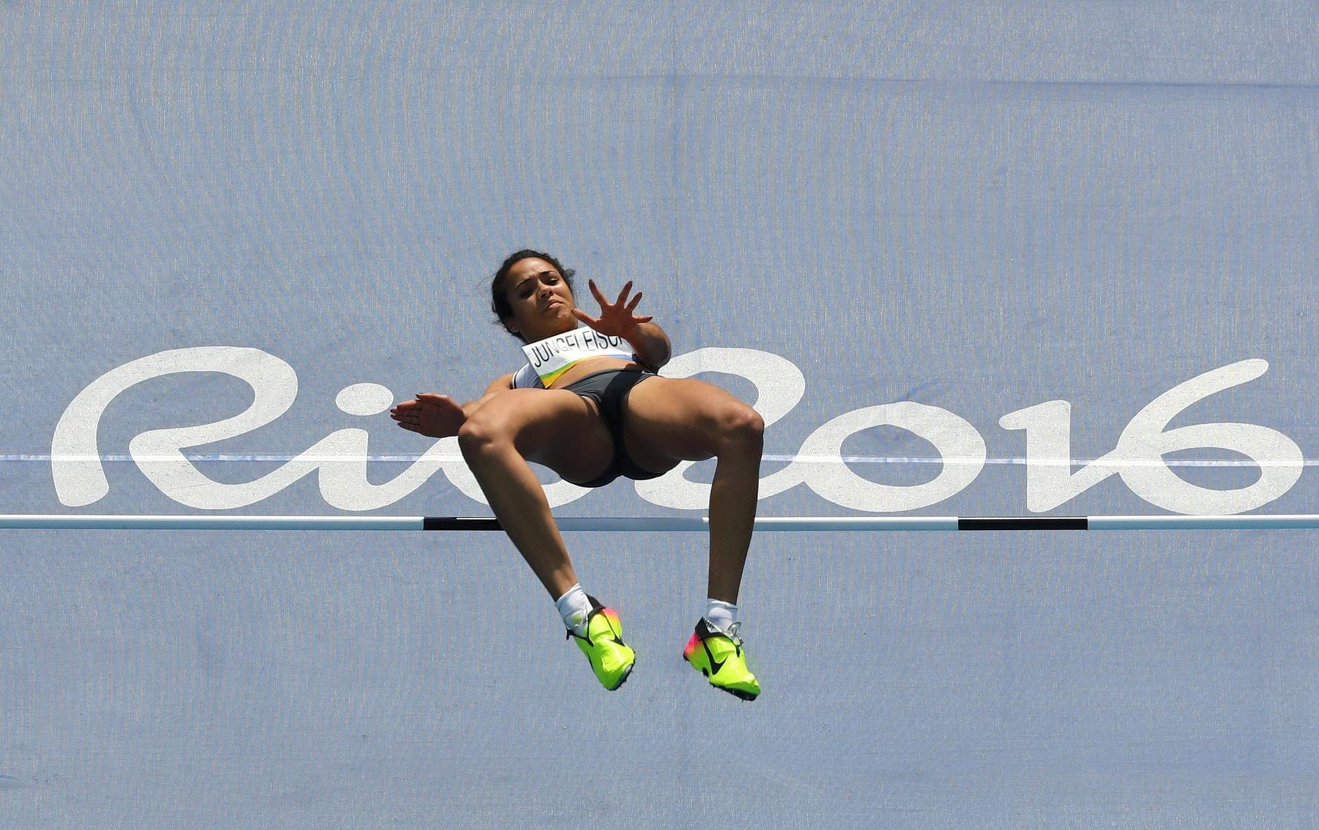 Die deutsche Hochspringerin Marie-Laurence Jungfleisch fliegt förmlich ins Finale von Rio.