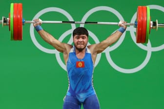 Issat Artykow muss seine Bronzemedaille zurückgeben.