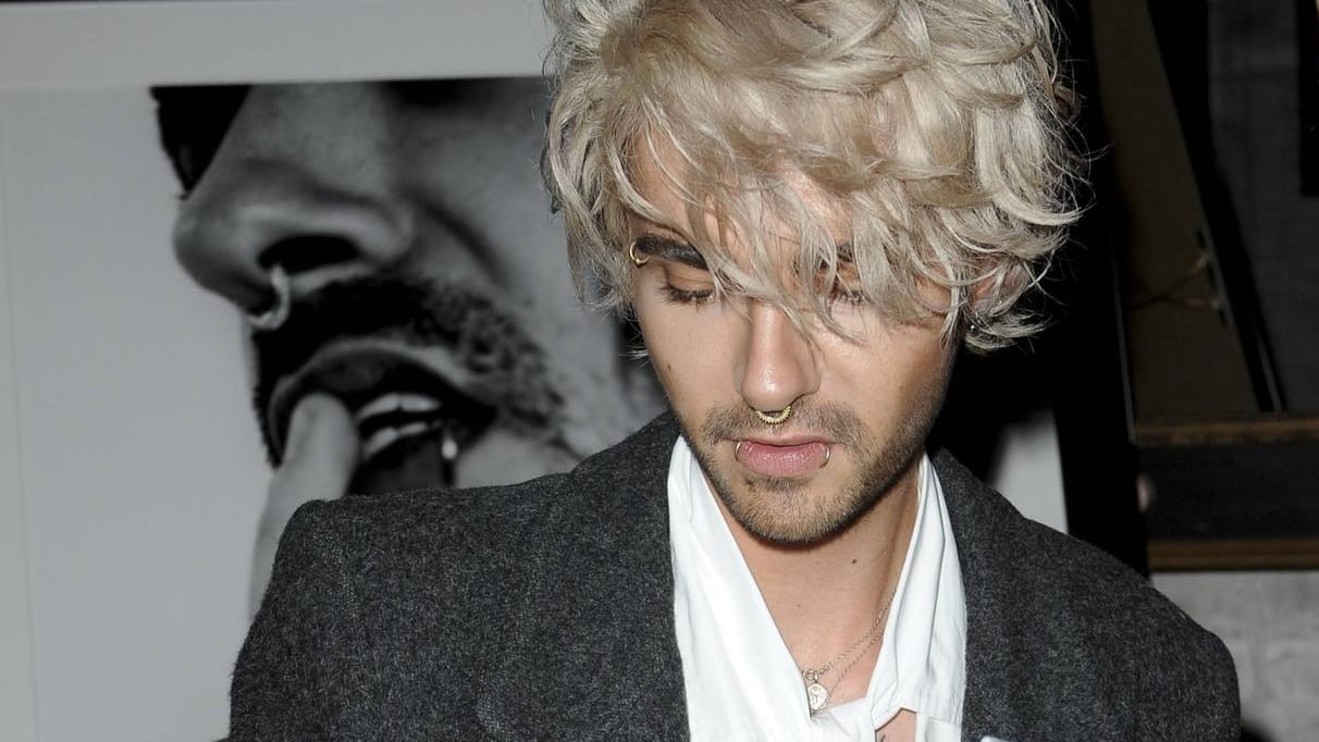 Bill Kaulitz hat sich die Haare gefärbt.