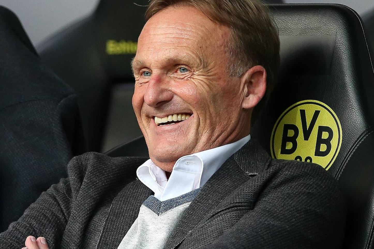 Klub-Boss Hans-Joachim Watzke kann sich freuen: Beim BVB rollt der Rubel.