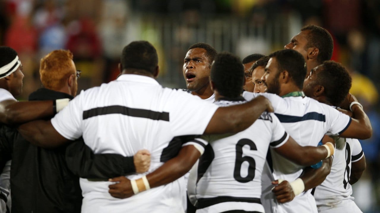 In Fidschi wurde zu Ehren des Olympiasiegs der 7er-Rugby-Nationalmannschaft ein neuer Feiertag eingeführt.