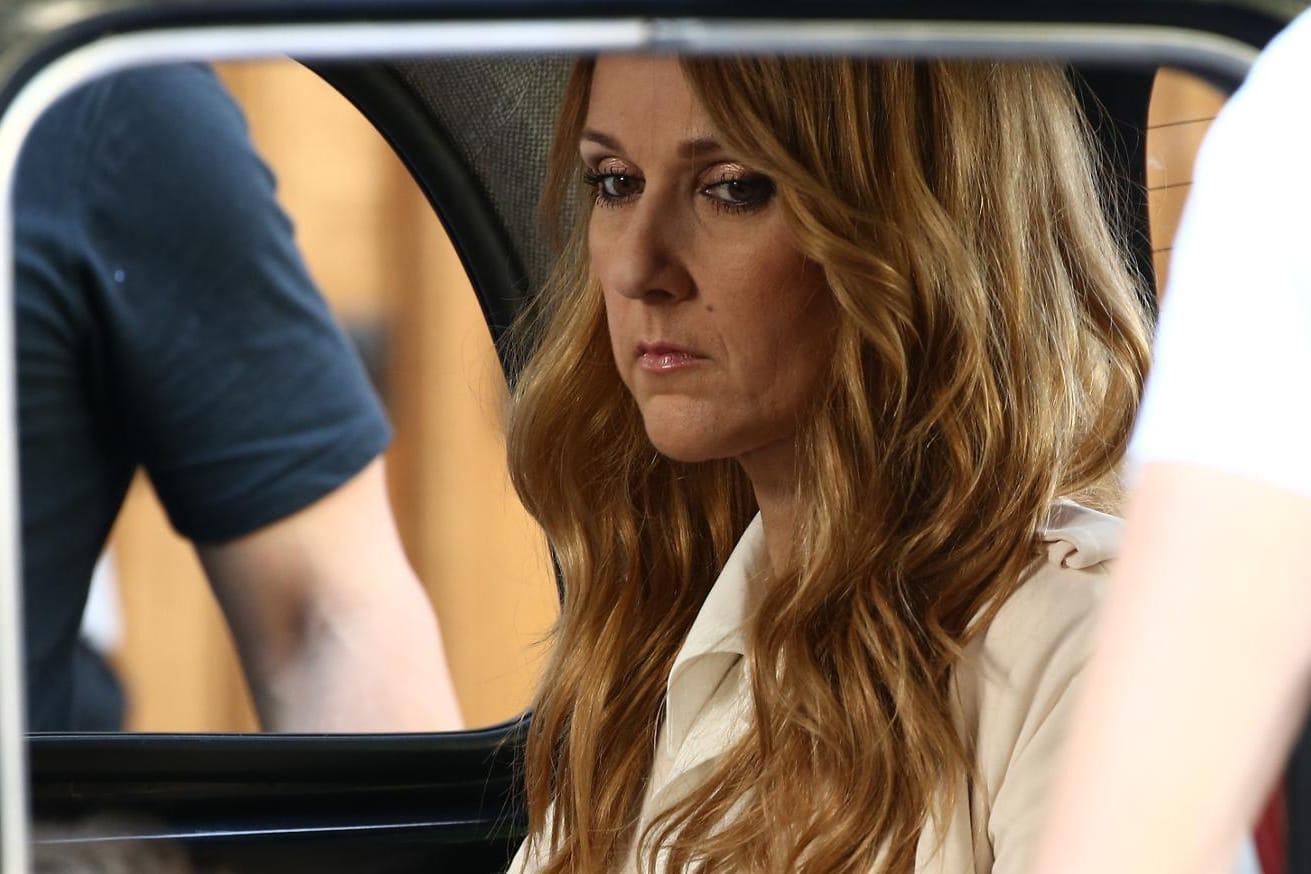 Celine Dion sichtlich niedergeschlagen im Juli 2016 in Paris.