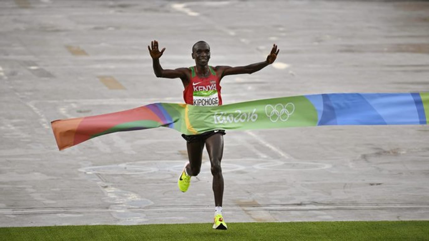 Eliud Kipchoge sichert Kenia auch das Marathon-Gold bei den Männern.