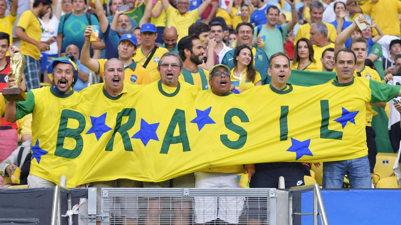 Brasilianische Fans beim Fußball-Finale gegen Deutschland: Die durchgehenden Pfiffe der Einheimischen kamen nicht überall gut an.