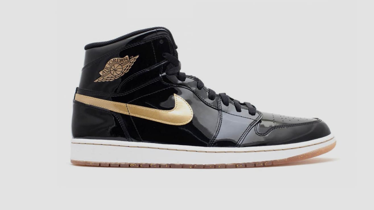 Die Jordans sind Kult-Schuhe schlechthin. Eines der am höchsten gehandelten Nike-Modelle ist der Jordan 1 Retro Black Metallic Gold von 2013. Er ist momentan 2250 Dollar (1994 Euro) wert.