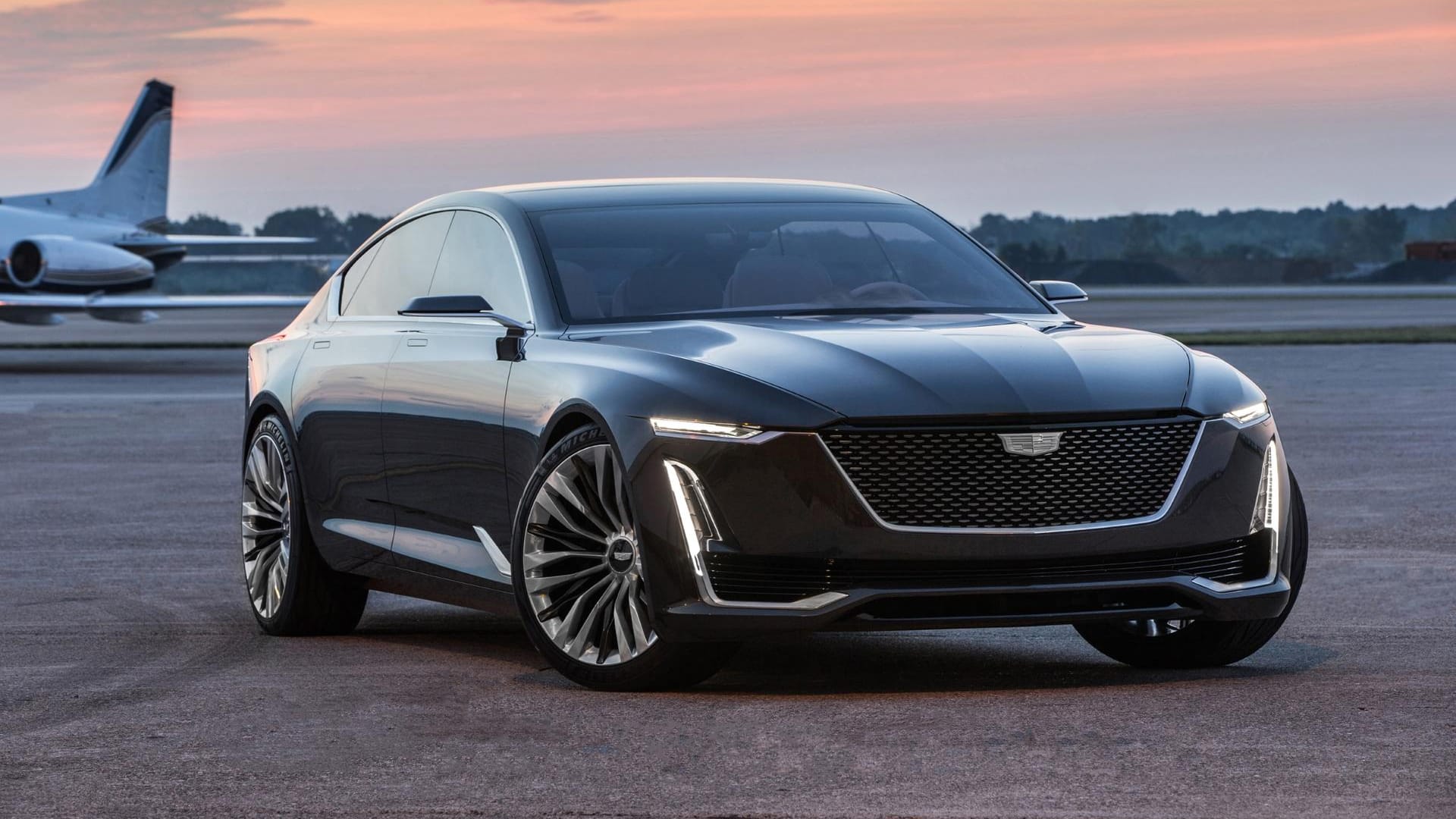 Cadillac hat den Escala vorgestellt. Die coupéhafte Limousine soll nun dem Panamera Angstperlen auf den Lack treiben. Cadillac hat den Escala vorgestellt. Die coupéhafte Limousine soll nun dem Panamera Angstperlen auf den Lack treiben.