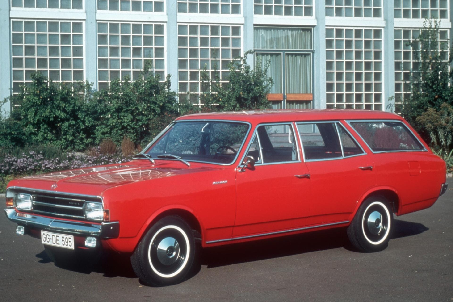 Opel Rekord C Caravan.