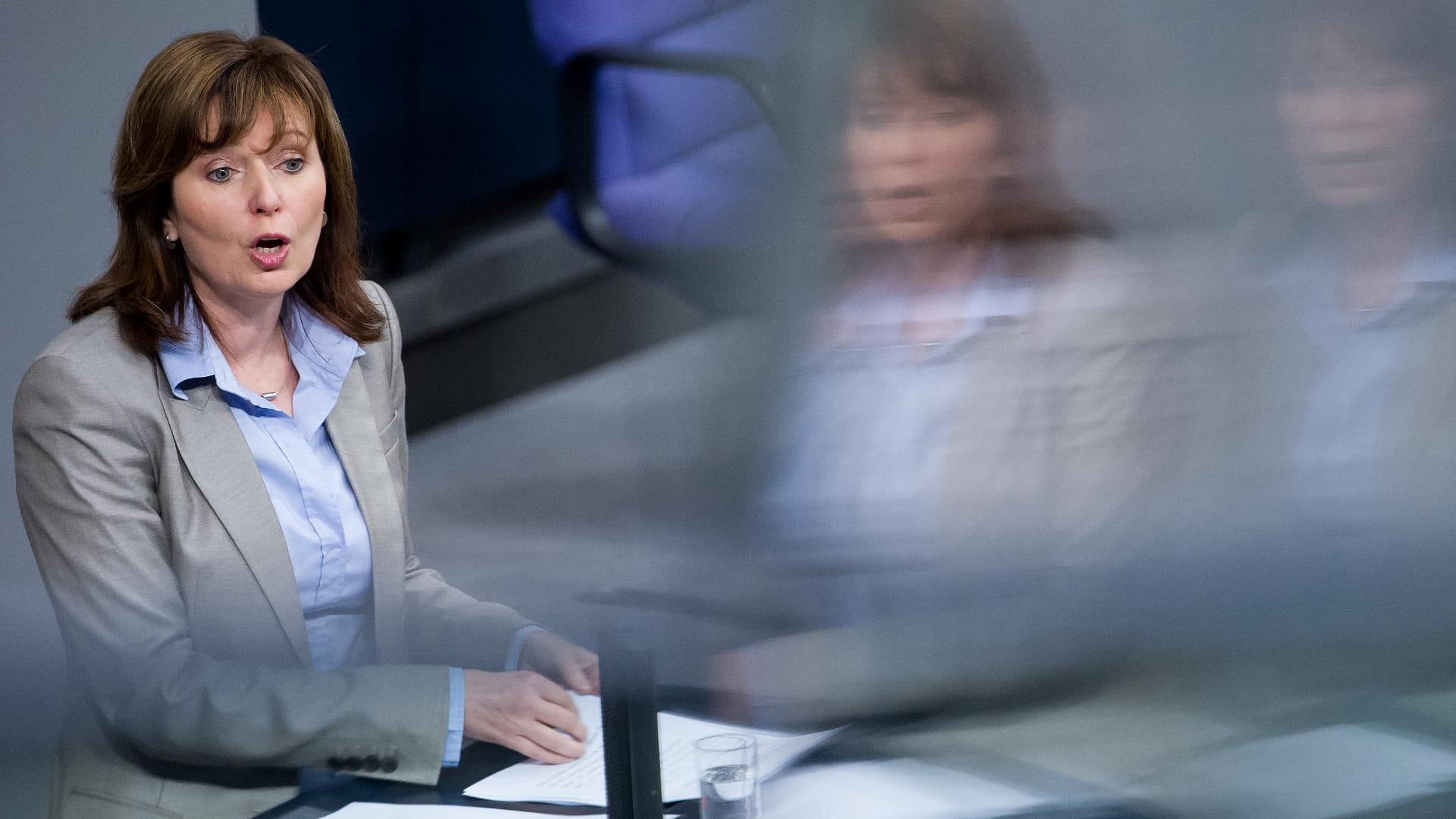 Gefälschter Lebenslauf: Die umstrittene SPD-Abgeordnete legt ihr Mandat nieder.