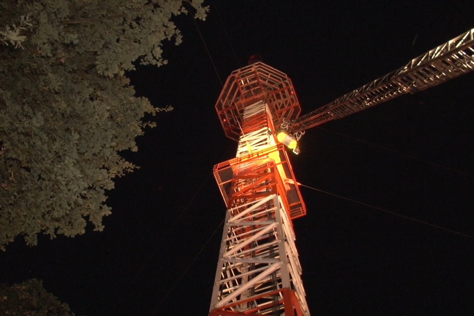 Fernsehturm Molbergen: Vier Jungen kletterten auf das 222 Meter hohe Bauwerk.