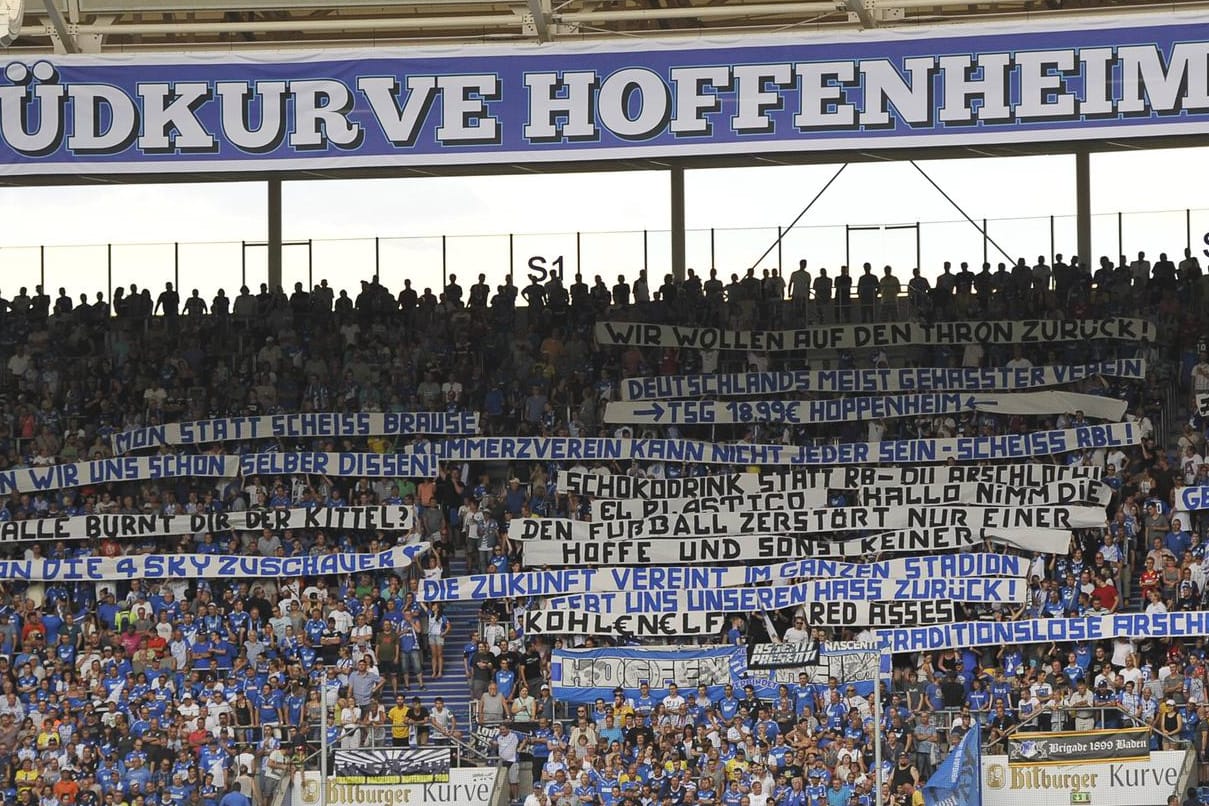 Die Fans der TSG Hoffenheim sorgten mit einer besonderen Choreographie für Aufsehen.