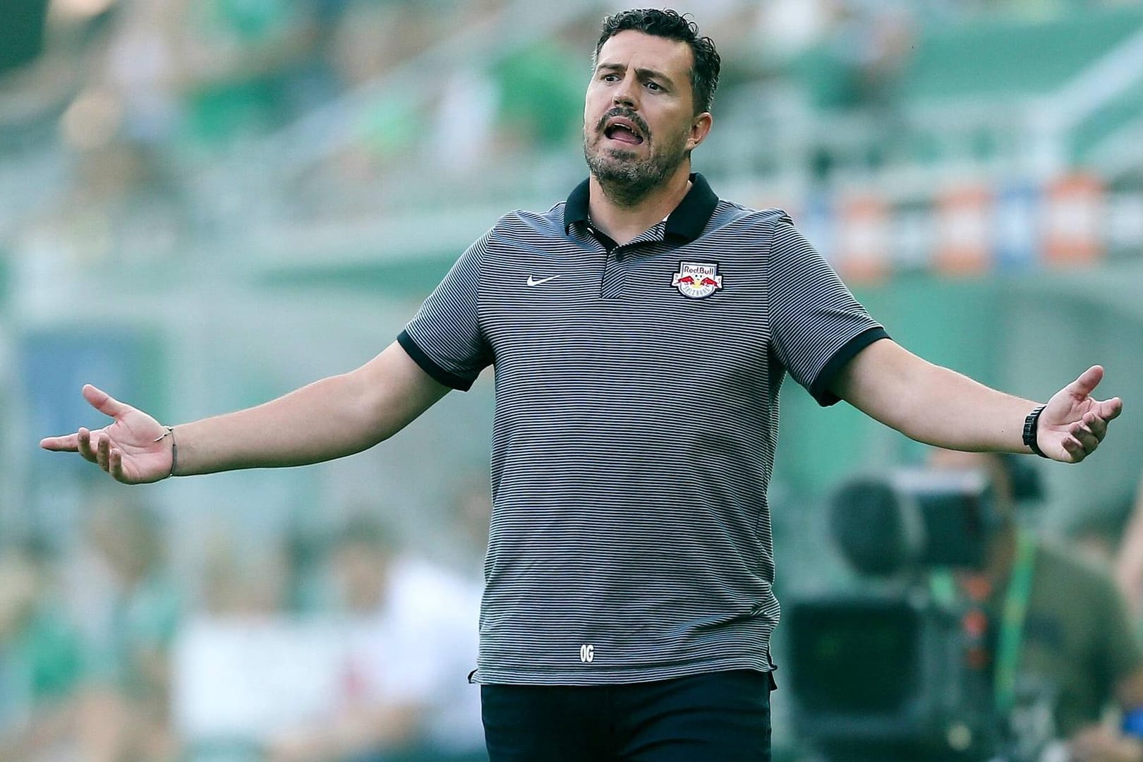 Oscar Garcia macht seinem Unmut Luft.