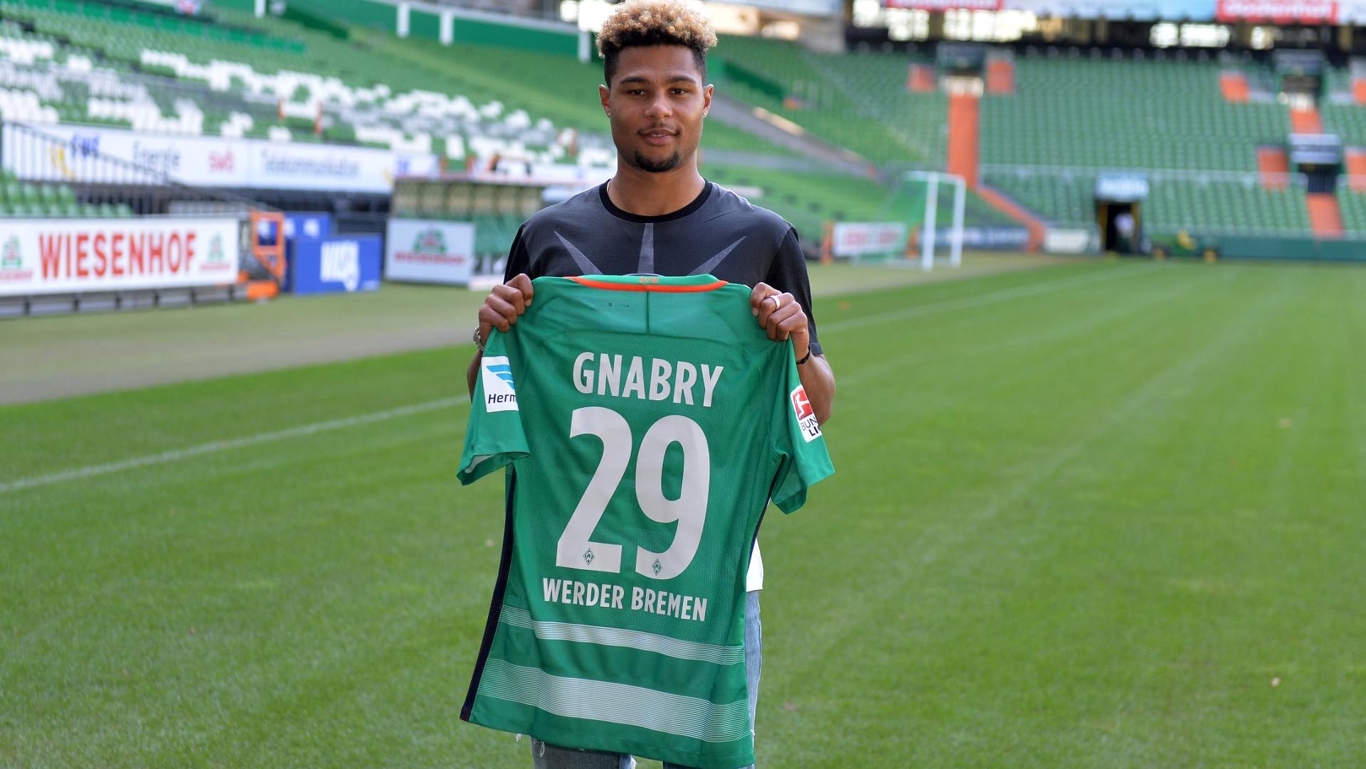 Neue Arbeitskleidung: Serge Gnabry kommt als Hoffnungsträger zu Werder Bremen.