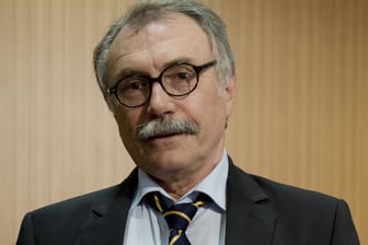 Der ehemalige Sozialrichter Jürgen Borchert kämpft für eine gerechtere Familienpolitik.