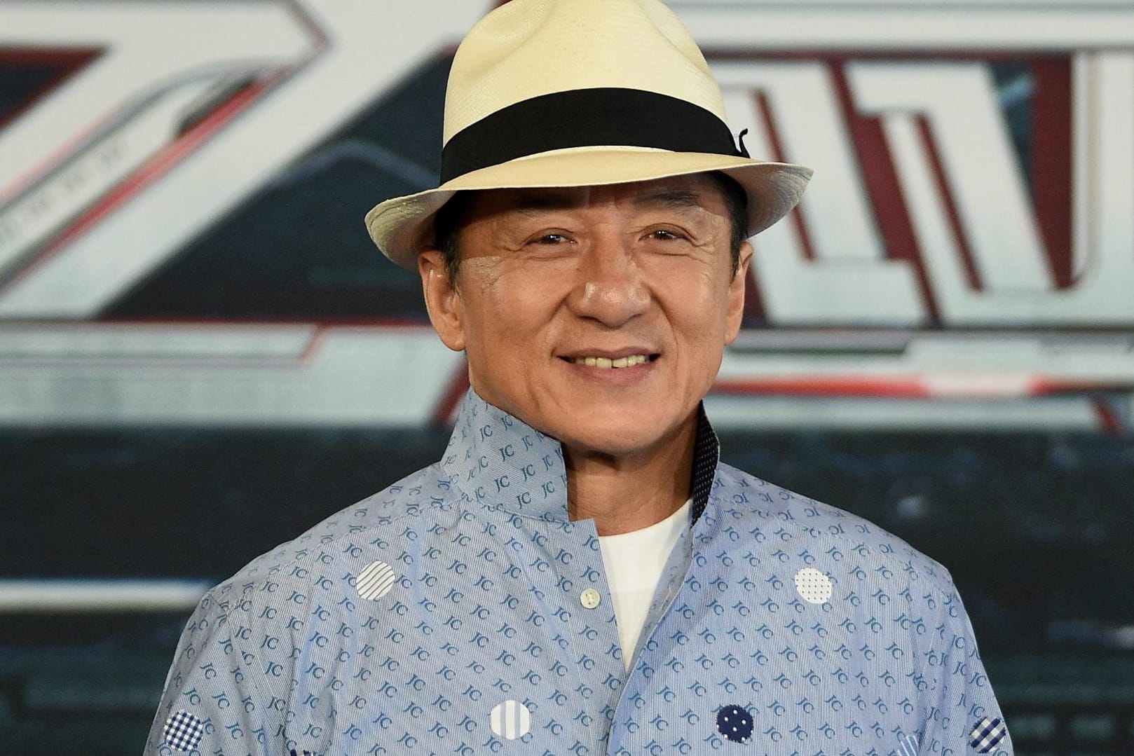 Jackie Chan zählt jetzt auch zum illustren Kreis der Oscar-Preisträger.