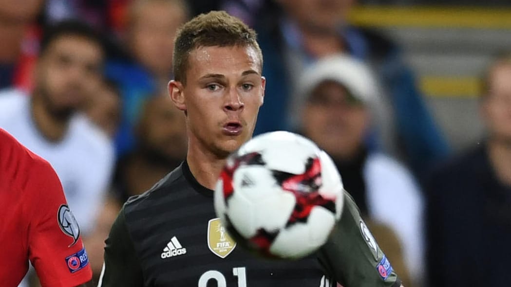 Joshua Kimmich hat sich in der Nationalmannschaft festgespielt.