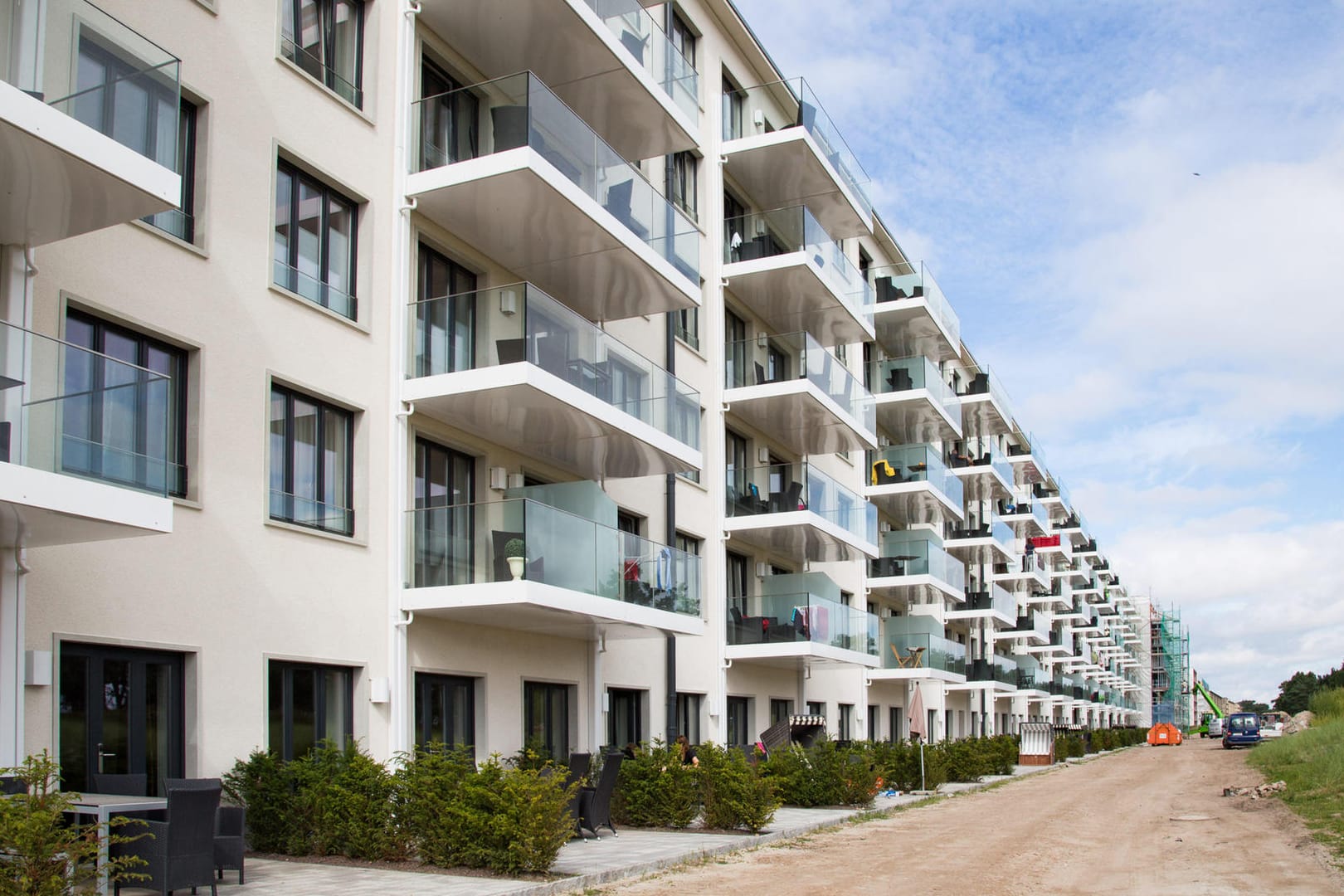 Block II von Prora wird eine Ferienanlage.