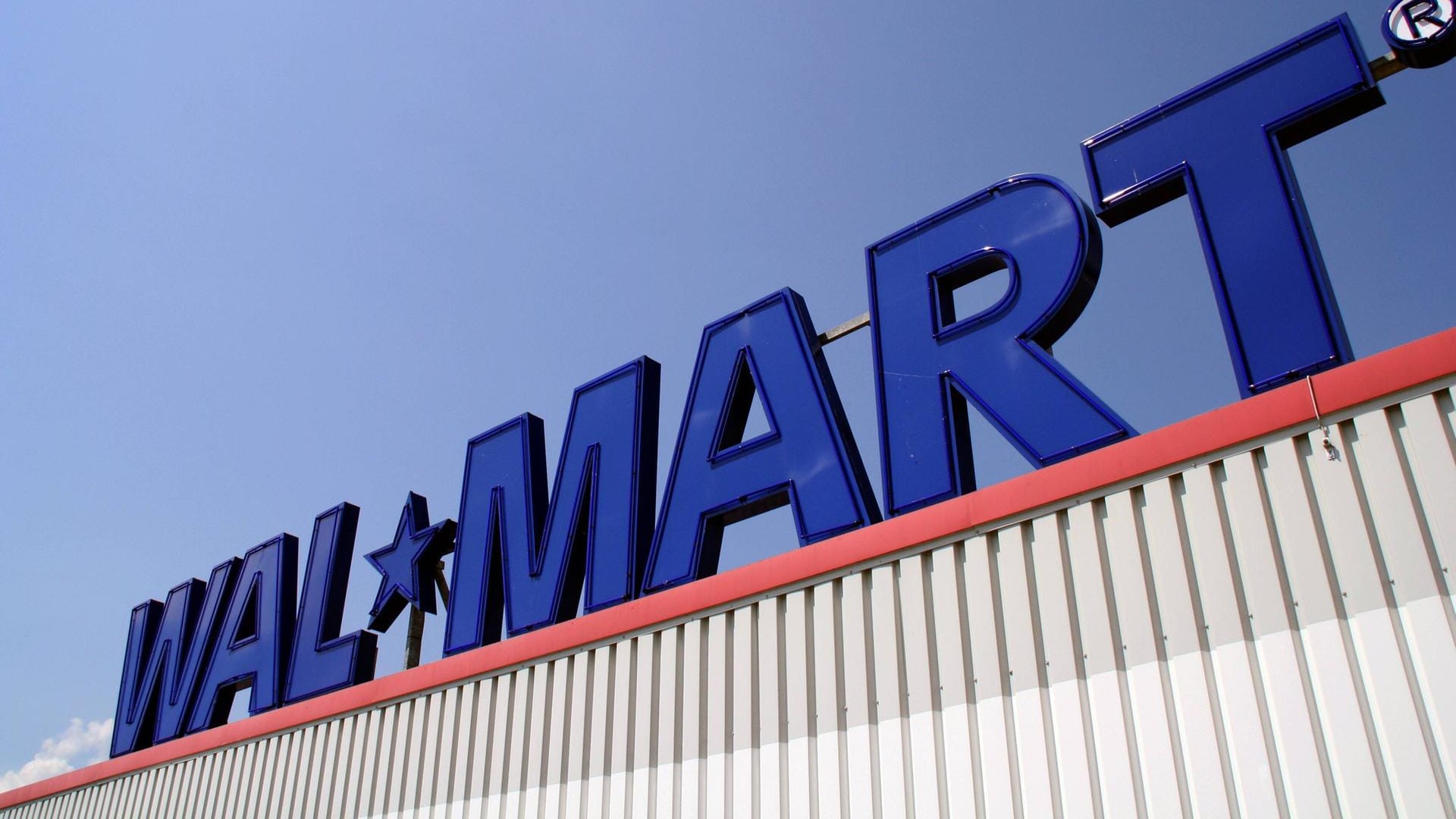 Auf 10 Milliarden Euro wird auch Lukas Walton geschätzt, Enkel des Walmart-Gründers Sam Walton. 2005 starb Lukas Vater John bei einem Flugzeugabsturz. Auf 10 Milliarden Euro wird auch Lukas Walton geschätzt, Enkel des Walmart-Gründers Sam Walton. 2005 starb Lukas Vater John bei einem Flugzeugabsturz.