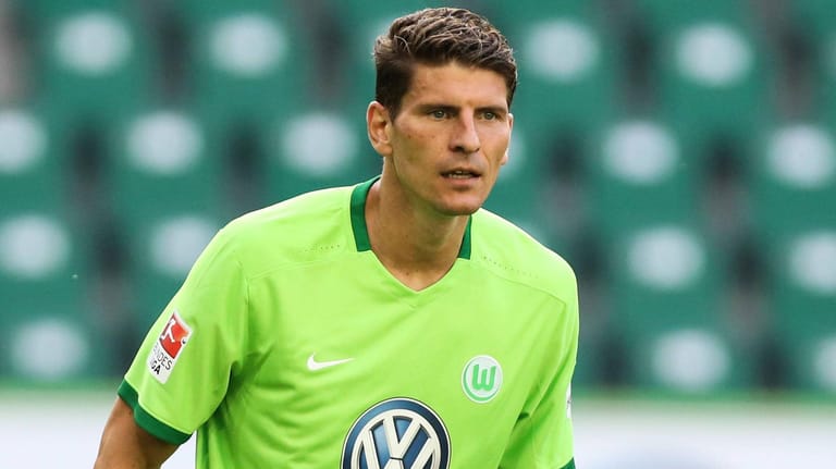 Fiebert seinem Bundesliga-Comeback entgegen: Wolfsburgs Mario Gomez.