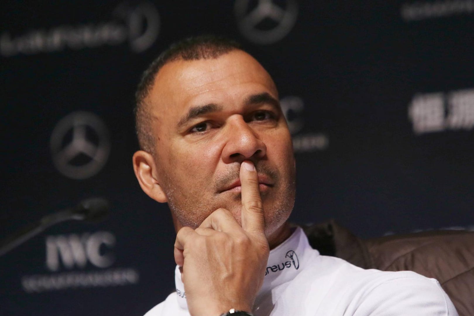 Ruud Gullit analysiert den niederländischen Fußball.