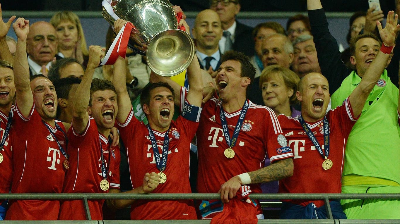 Die Bayern nach dem Champions-League-Sieg in London.