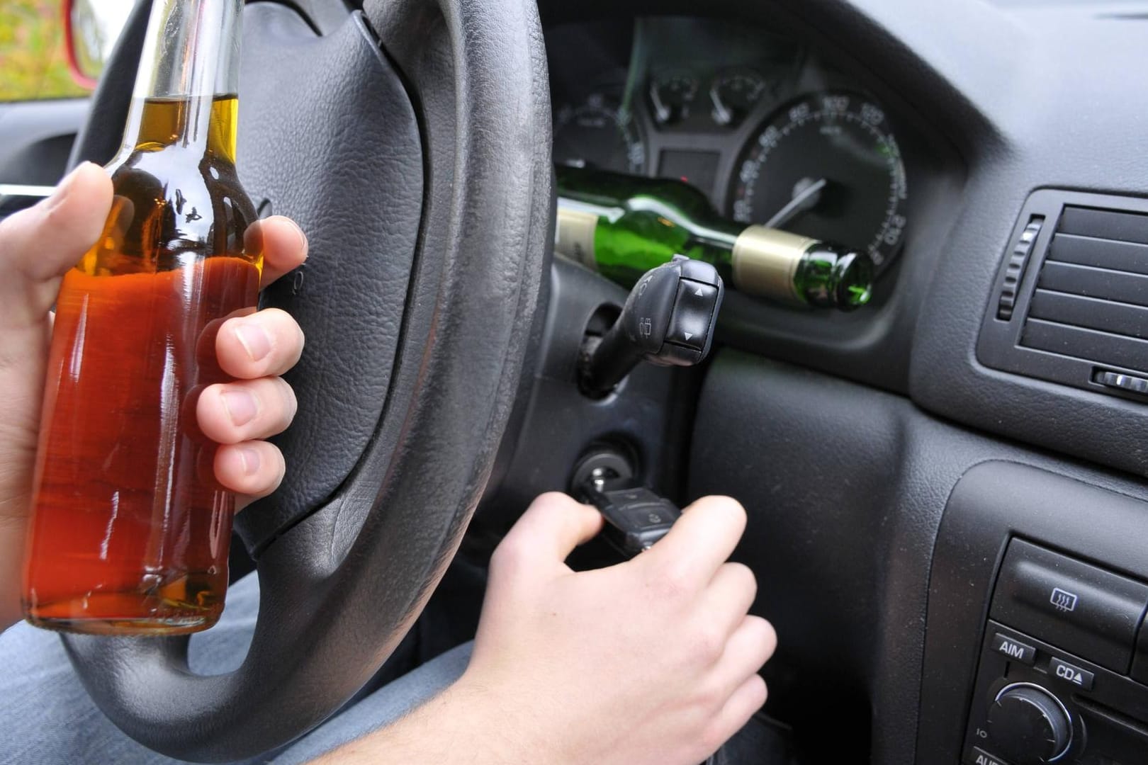 Betrunken Auto fahren soll technisch verhindert werden.