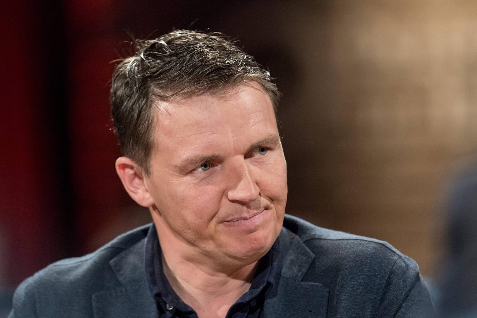 Frank Rost zeigt sich gewohnt meinungsstark.
