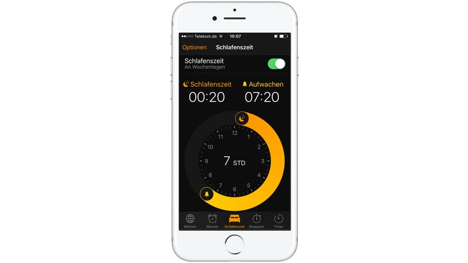 Der Uhr hat Apple in iOS 10 eine neue Funktion spendiert: die Schlafenszeit.