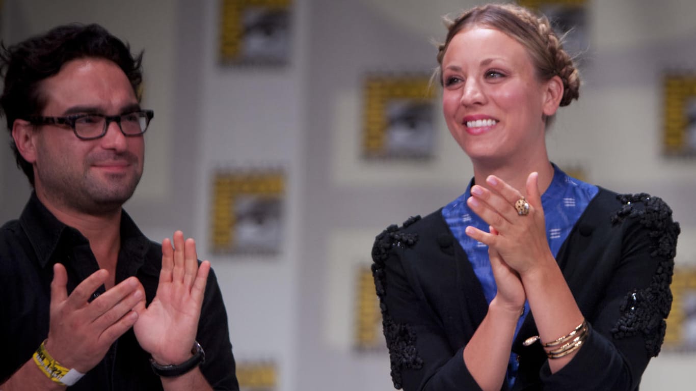 Johnny Galecki und Kaley Cuoco auf der "Comic Con" 2011.