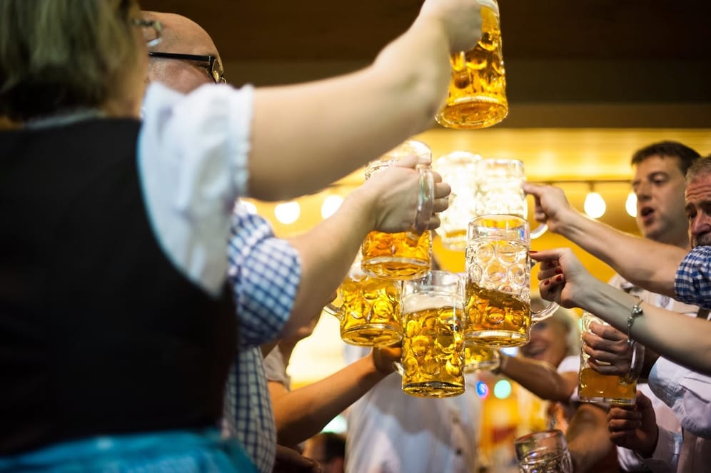 Das Bier fließt auf dem Oktoberfest: Im vergangenen Jahr wurden 7,3 Millionen Liter davon ausgeschenkt.
