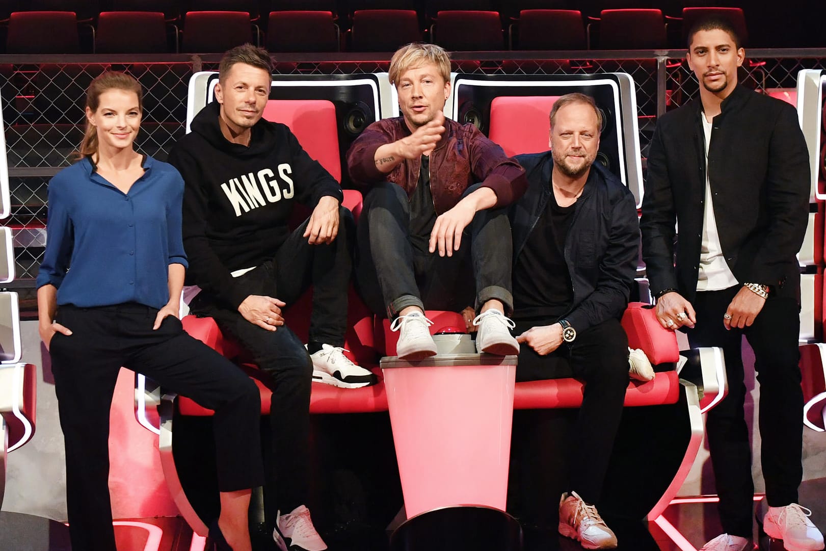 Die Jury der sechsten Staffel von "The Voice of Germany" (v. li.): Yvonne Catterfeld, Michi Beck, Samu Haber, Smudo und Andreas Bourani.