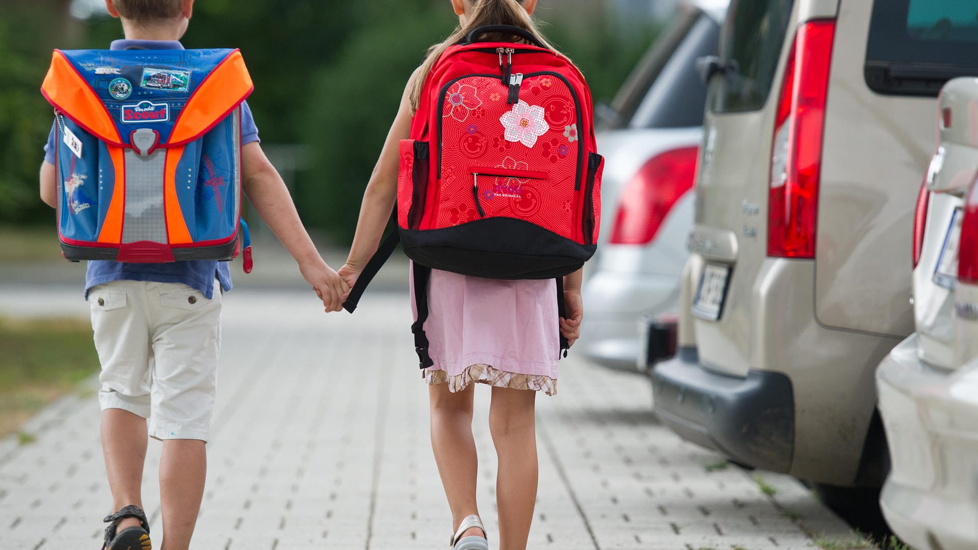 Aktionswochen sollen tausende Schüler animieren, zu Fuß zur Schule zu gehen.