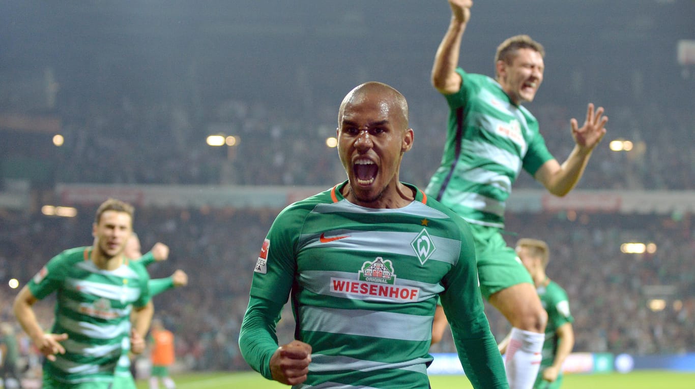 Gefühlsausbruch: Theodor Gebre Selassie freut sich über seinen Treffer, der Werder Bremen den ersten Saisonsieg bescherte.