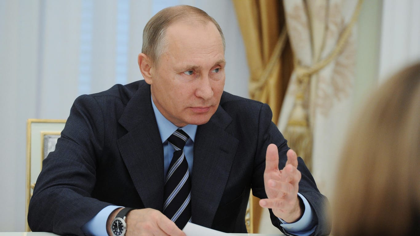 Der russische Präsident Wladimir Putin wirft Washington "unfreundliche Handlungen" vor.