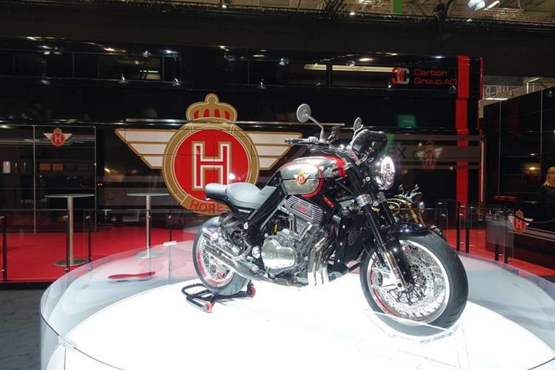 Horex VR6 Classic HL (ab 42.500 Euro) und Horex VR6 Cafe Racer HL (ab 46.500 Euro) heißen die beiden Neuheiten; HL steht für Heritage Line.