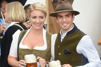 Claudia und Philipp Lahm auf dem Münchner Oktoberfest.